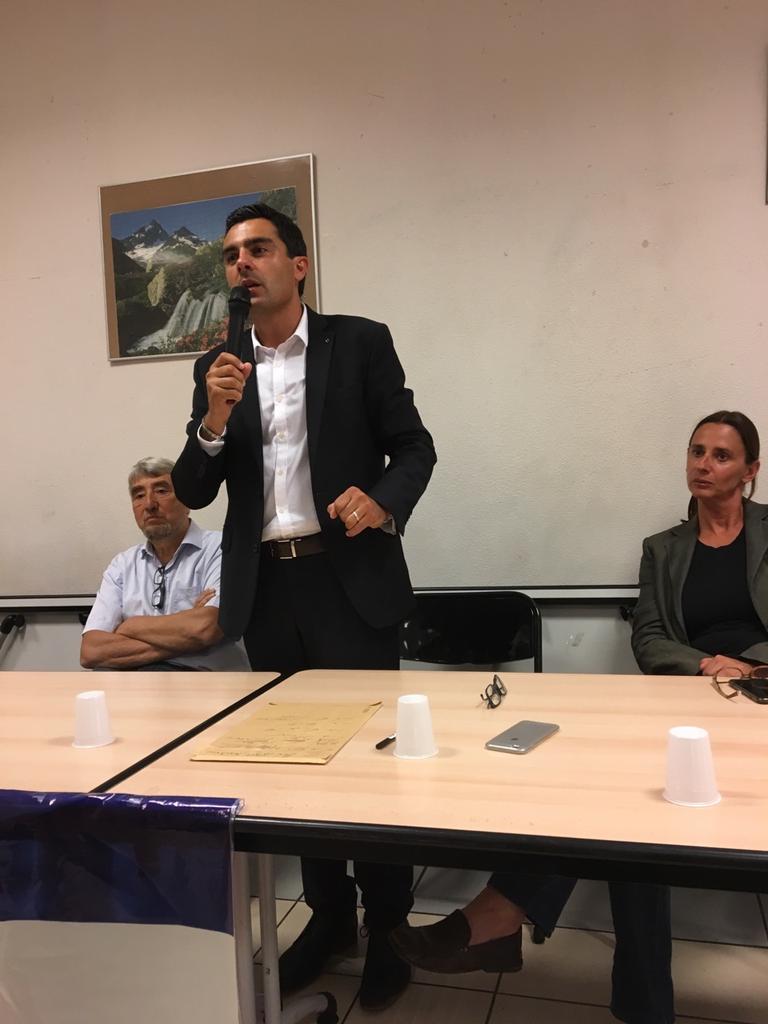 "Nous avons fait une marche bienveillante, digne, projet contre projet".
Benoit Simian 
#circo3305 #laRepubliqueEnMarche #legislatives2017