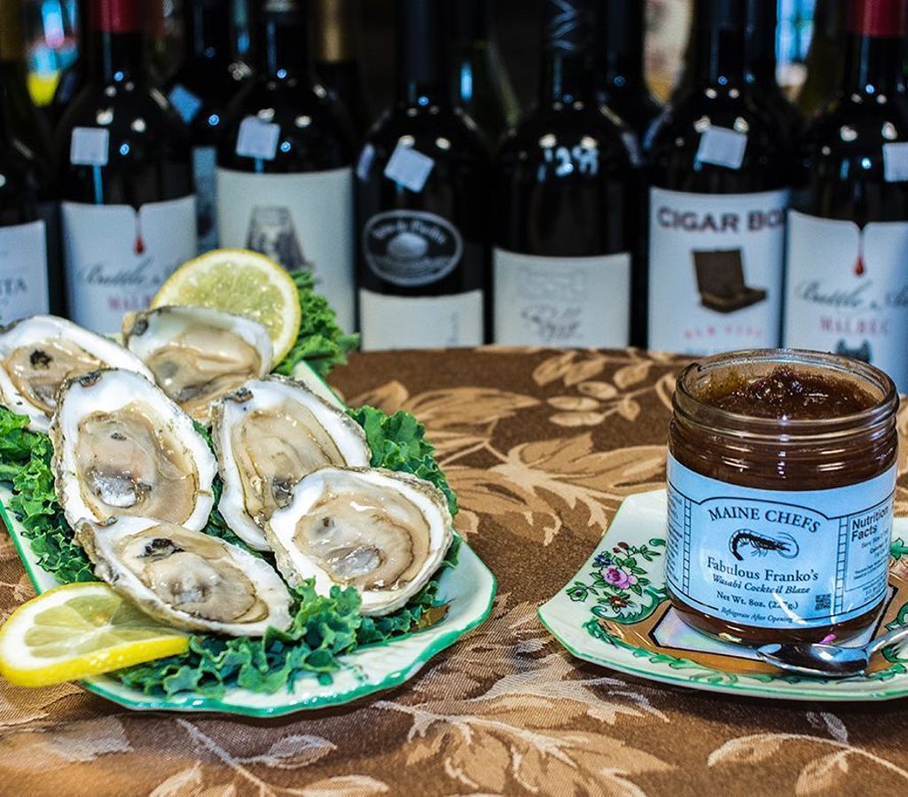 PortlandFLF's tweet photo. There's nothing better than a fresh local oyster. Let @freerangefish shuck you some on-site at the #PortlandFLF! https://t.co/r4cgmg661E