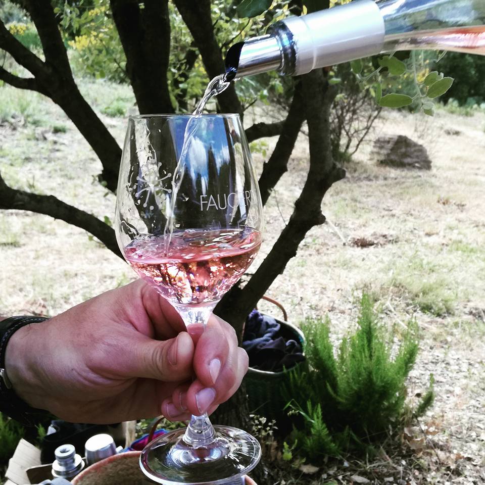The_FeelGood_Co's tweet photo. Every Friday should begin like this #FridayFeeling #Weekend #Break #Rose #Aperitif. https://t.co/JupeoS5CuT