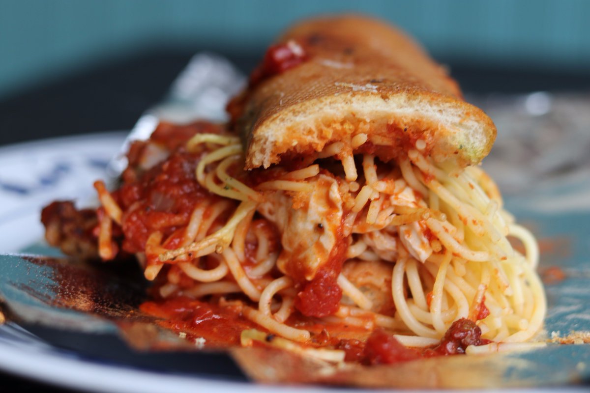 StephForrer's tweet image. New on the blog!!! In honor of 30K Twitter followers: A Food Obsessed Seattleite's Favorite 30 Restaurants! goo.gl/bP1eum