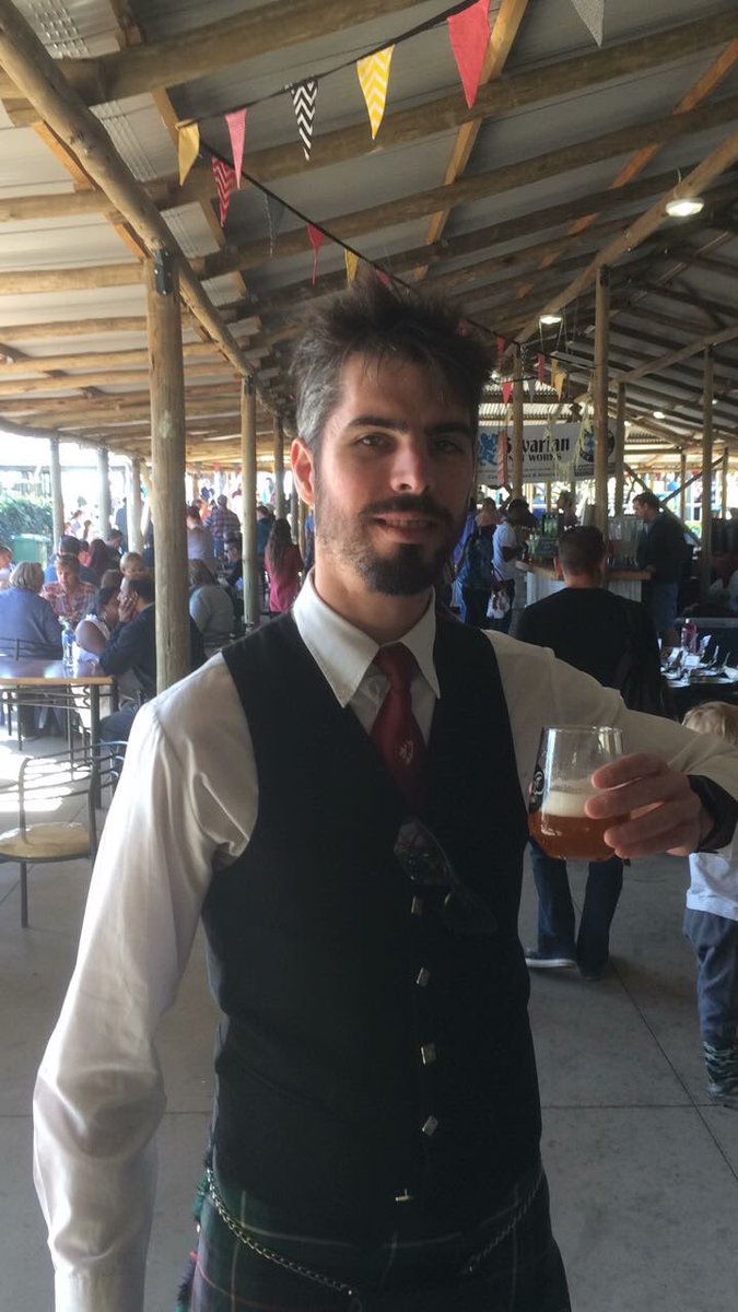 1MedPipeBandDbn's tweet photo. #1MedPipeBand had a gr8 day at #craftfest @ShongweniMarket , thx for the invite to perform &amp; of course the awesome beer tastings 👍 https://t.co/elGYocnWKK