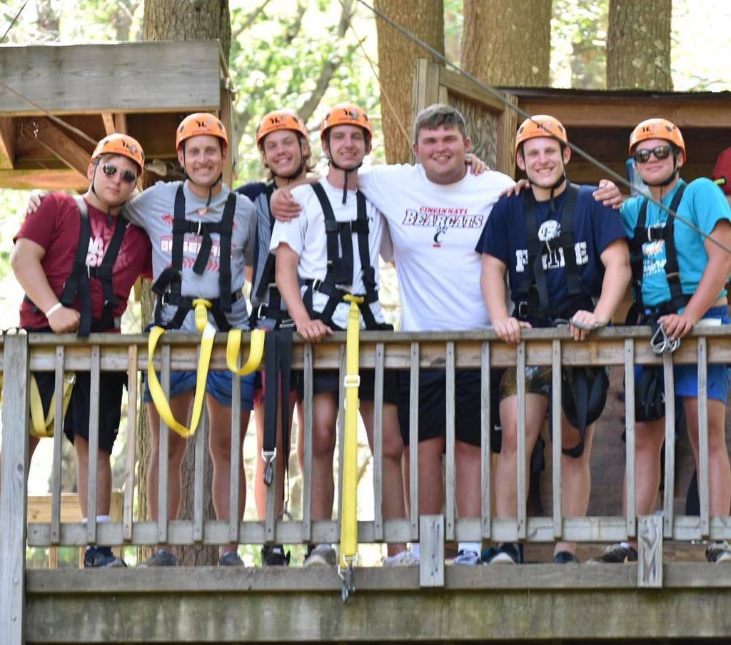 Incredible week hanging with these dudes @lakechampion for @younglife camp! #BestWeekOfYourLife #YoungLife ift.tt/2tvStw5