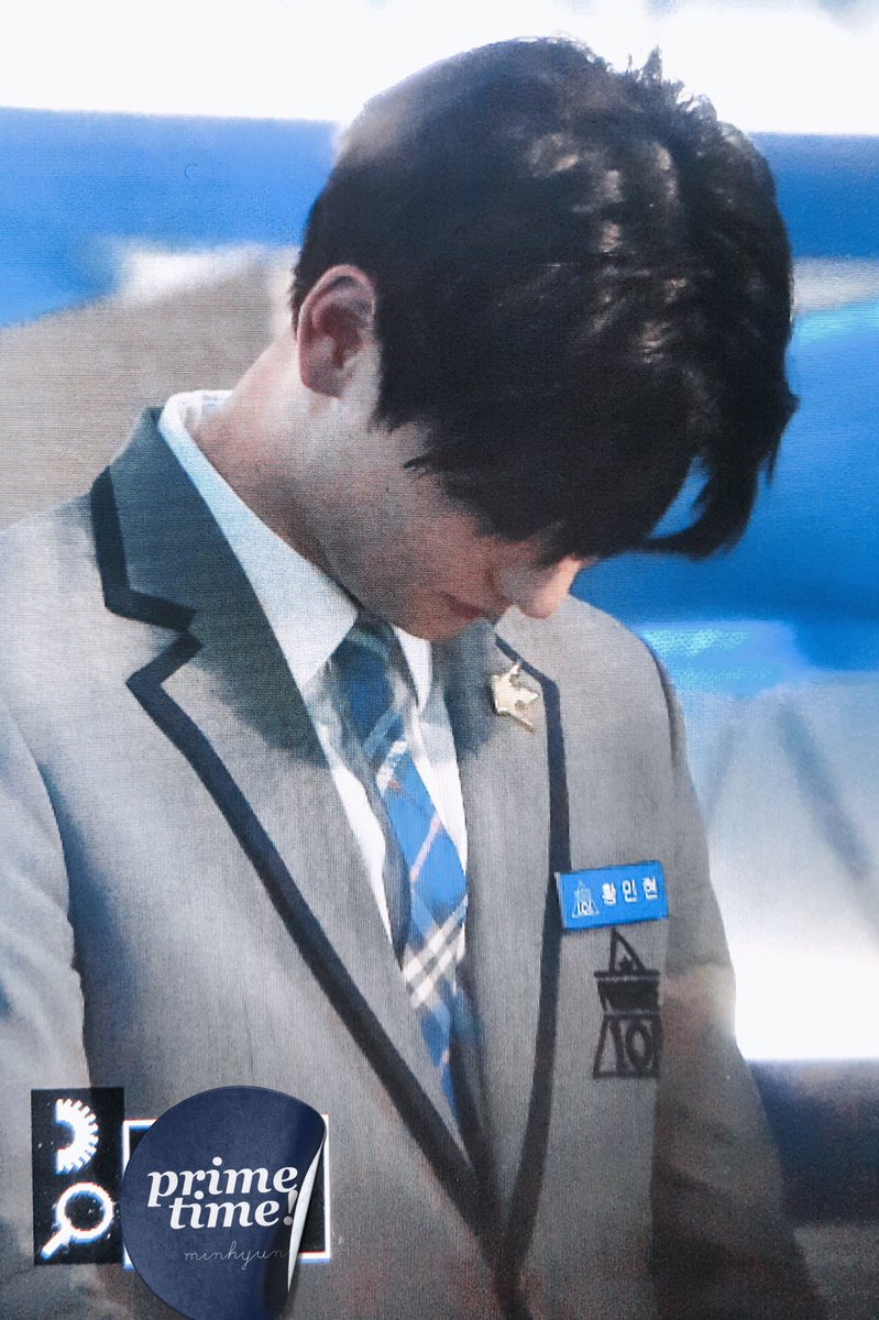 primetime950809's tweet photo. 170616 소중해 너무 사랑해 #황민현 https://t.co/htrUwLSZE9
