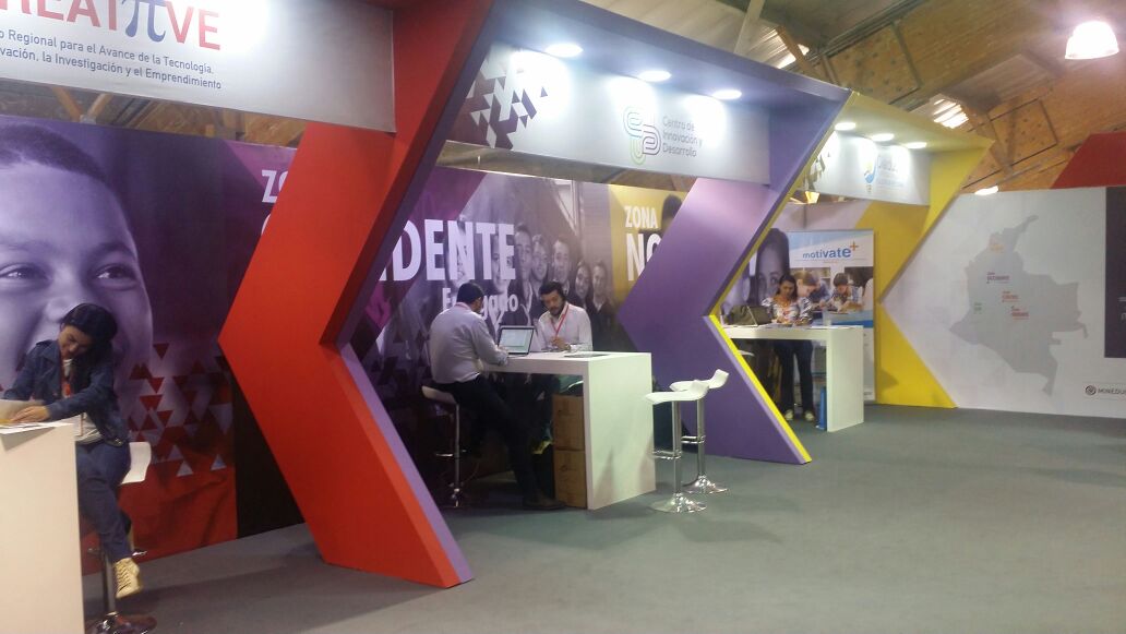 CIDenvigado's tweet photo. Último día del XVIII Encuentro Internacional de @virtualeduca¡Estamos felices y recargados de grandes experiencias! #Virtualeduca2017 https://t.co/h8pqccTstE