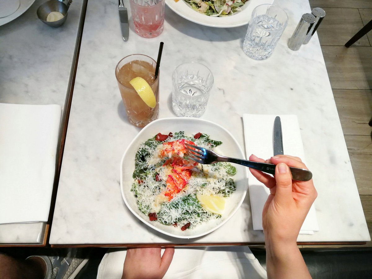 I think we should start a rule that all #DoTheDaniel staff meetings on Fridays should be over delicious seafood 😉 instagram.com/p/BVaTNU6hUDG/