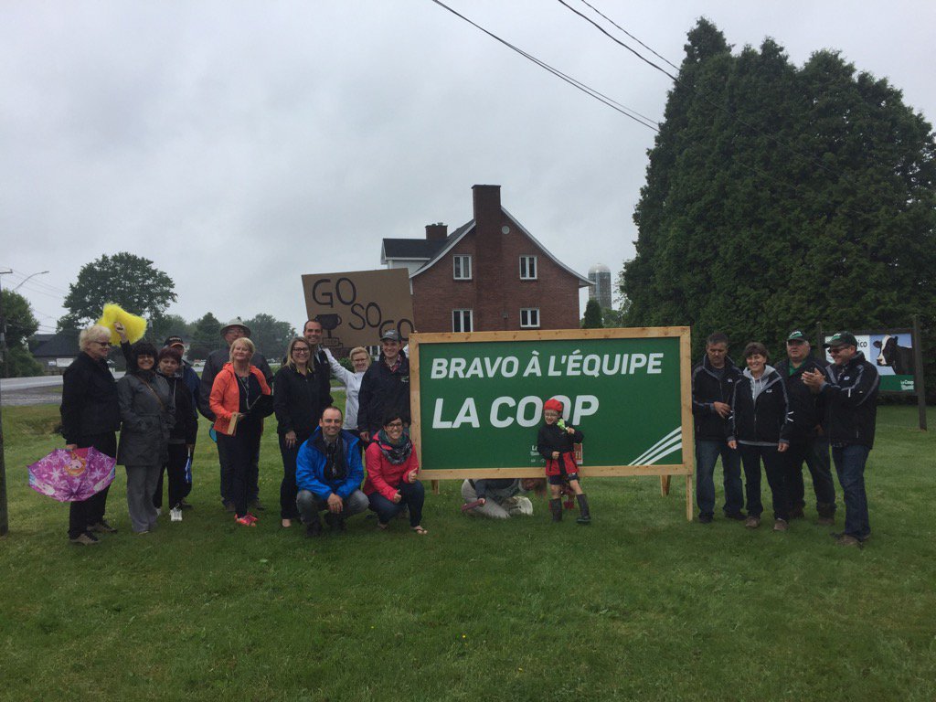 NovagoCoop's tweet photo. On attend notre collègue Sonia à Champlain, pour les encouragements les plus bruyants de tout le #gdpl2017 !! https://t.co/fKpcPFXF3v
