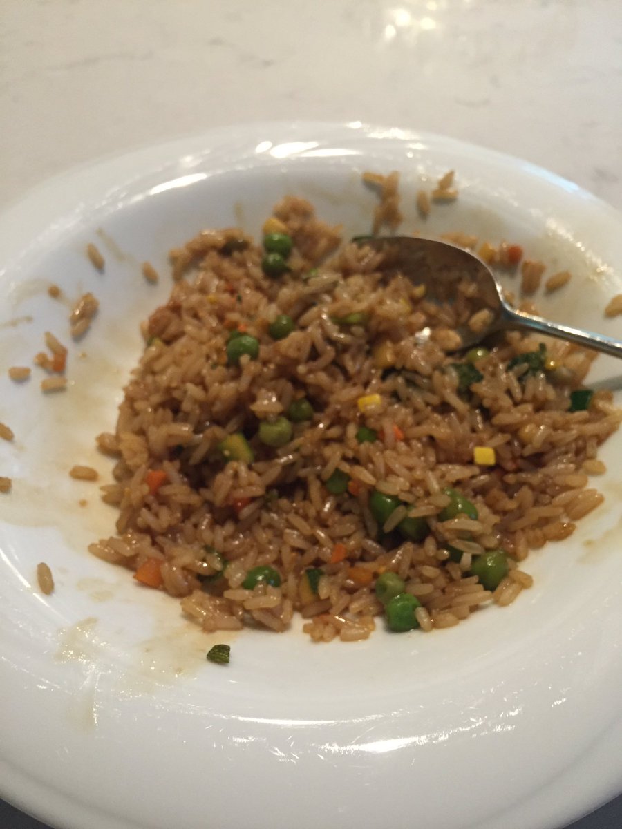 juuleatz's tweet image. Nearly devoured fried rice made by moiiiii