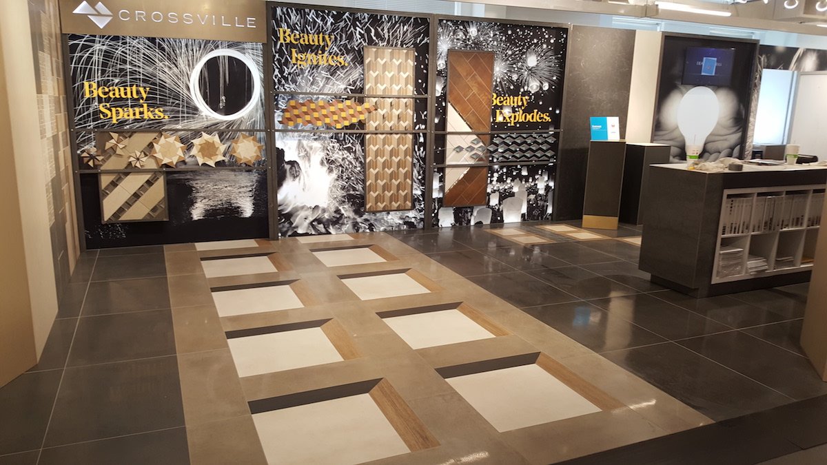 crossvilleinc's tweet image. #FridaysFloor 
A cool trompe l'oeil illusion comprised of Crossville tiles was a hit at #neocon2017!