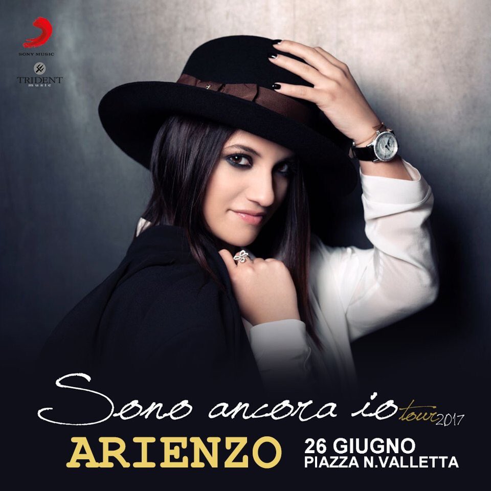 Ci vediamo lunedì 26 giugno ad Arienzo (CE) in piazza N.Valletta per il mio Sono Ancora io Tour..😘😘 😘 #divertirsisempre #sonoancoraiotour17