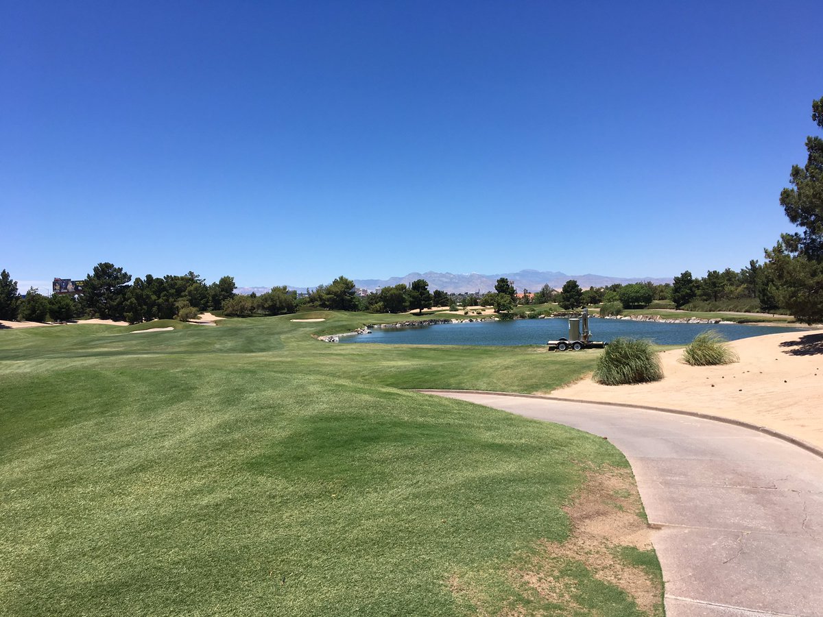 inter_elec's tweet image. Amazing day flying visit to the Grand Canyon followed by a round of golf and finishing up at the sky bar Mandalay bay in Las Vegas👍