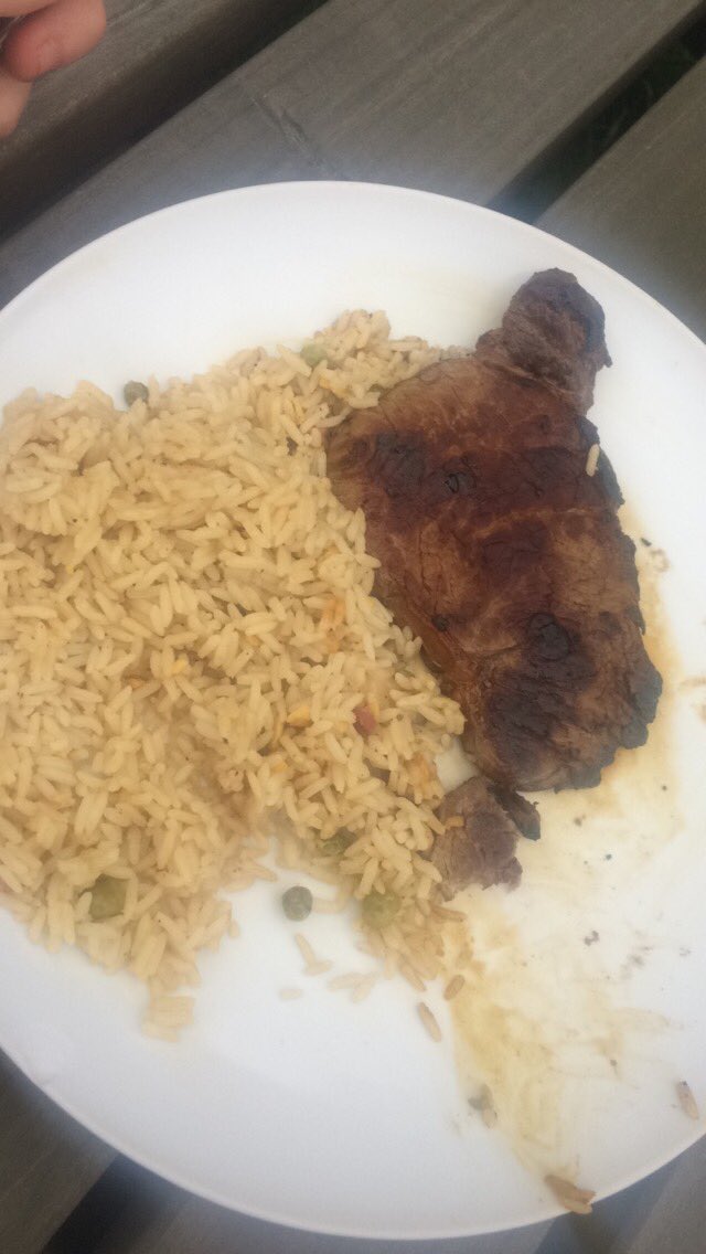 _nathan_blyth_'s tweet photo. @GordonRamsay rate my steak 😉 https://t.co/X7Nge6GFwK