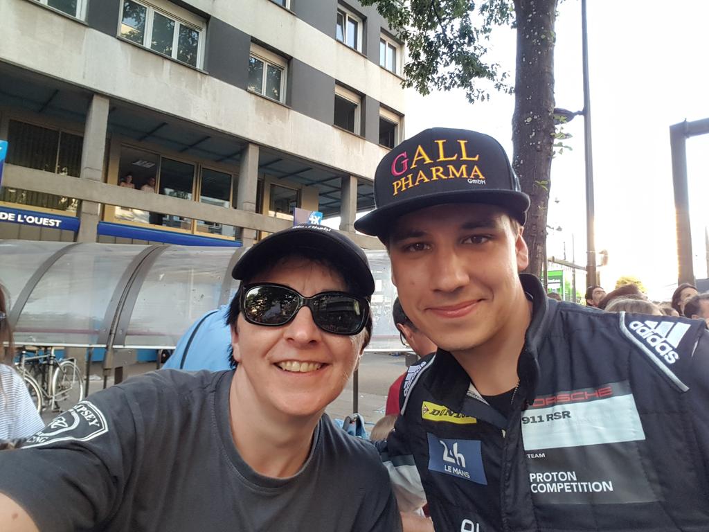 silverstrandfr's tweet photo. #88crew at the Parade @AbuDhabiRacing1 @GT_Racer_UAE @klausbachler #LeMans24 https://t.co/fSnQgV2EHs