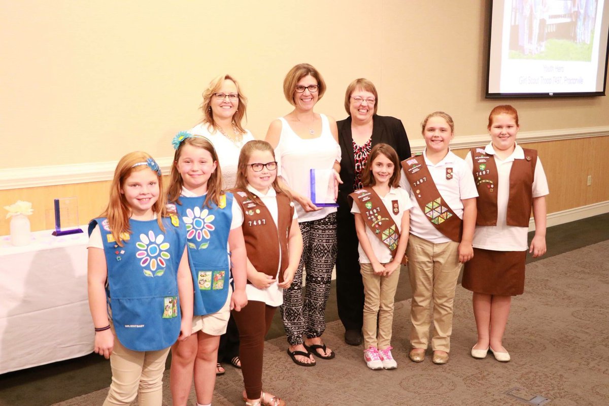 StMarysMed's tweet photo. Congratulations to Girl Scout Troop 7497 from Proctorville on their @StMTotalWoman Youth Healthcare Hero Award. https://t.co/c11g0fqPjE