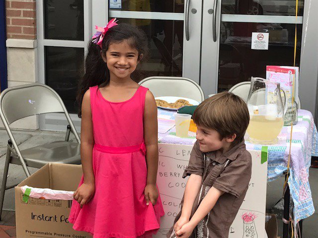 LemonadeDayMoCo's tweet photo. Our #kidpreneurs are making silly faces because IT'S FRIDAY!! #TGIF #LemonadeDay #ldmoco Have a good weekend everyone! https://t.co/qjH2KA6A5p