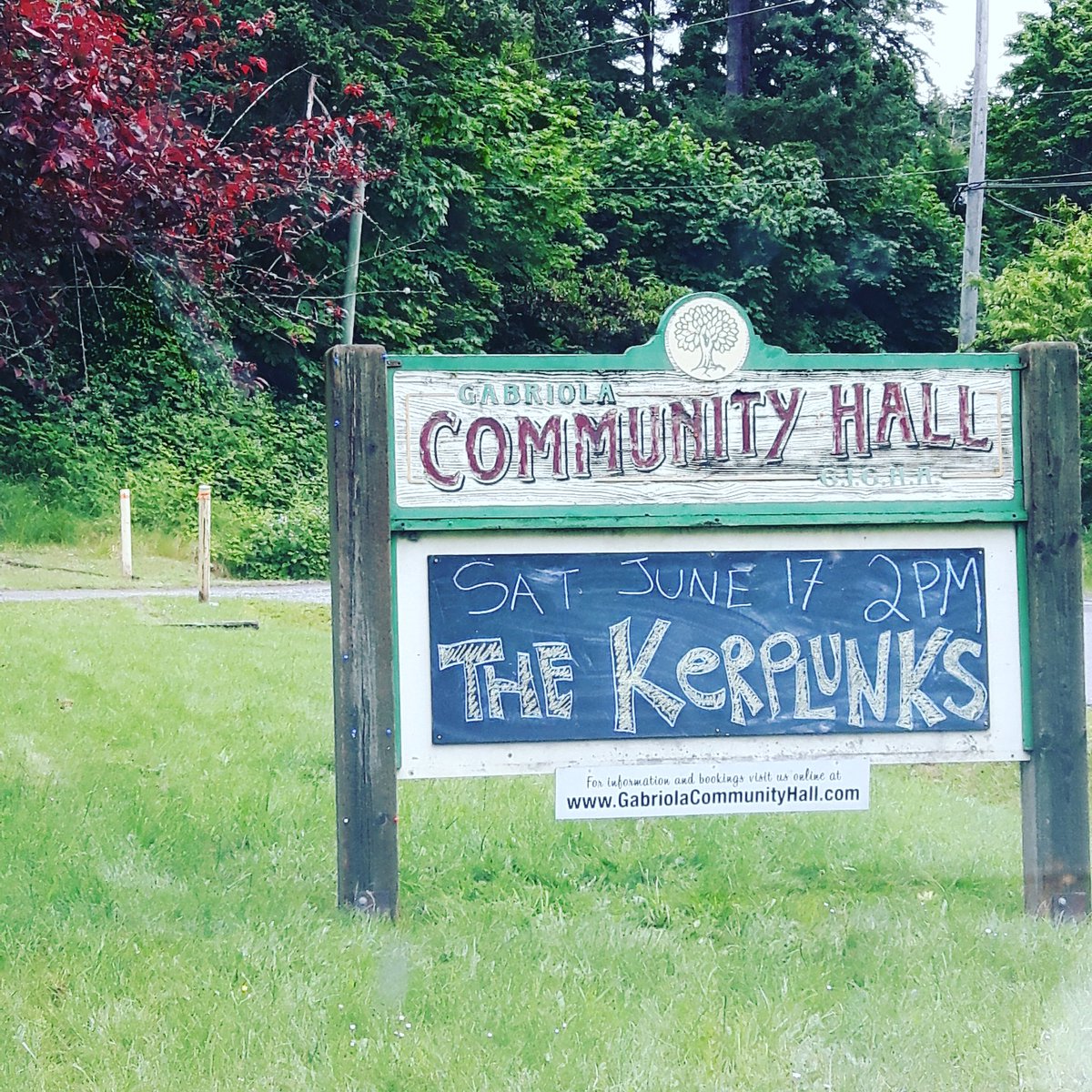 Gabriola Island rocks!!!!! Can't wait for tomorrow <a href="/thekerplunks/">The Kerplunks</a> @gabriolacommunityhall