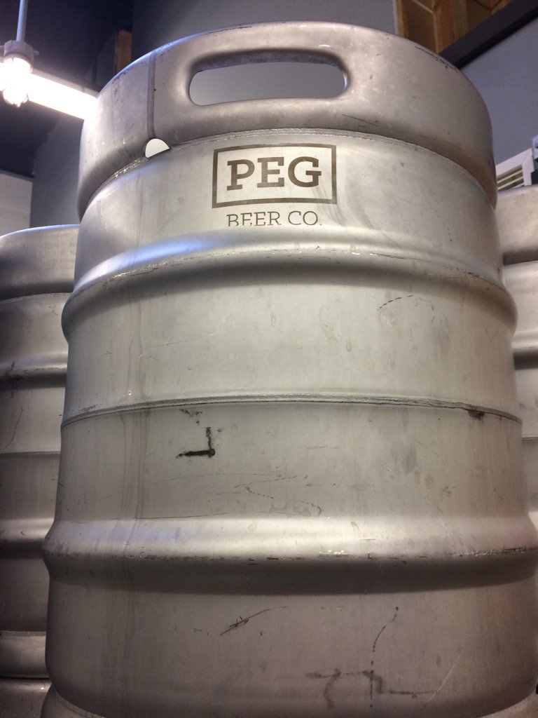 TigrsLovePepper's tweet photo. Moving on...at Peg Beer Co.  great brew and flat bread! https://t.co/Ut89mvJESs