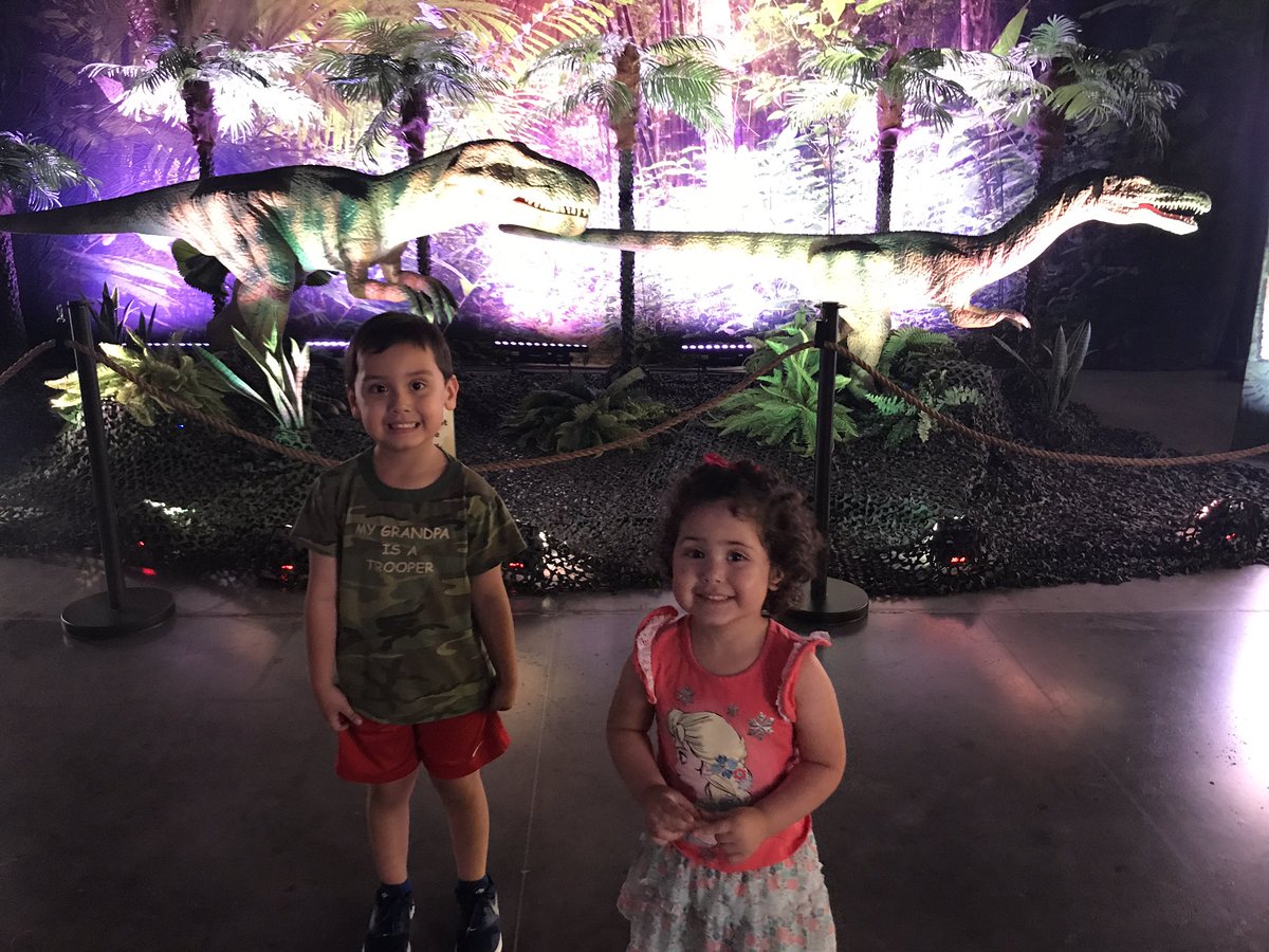 DeeReqz's tweet photo. A Day With Dinos! #DTDUnleashed https://t.co/bVX6TQIEkh
