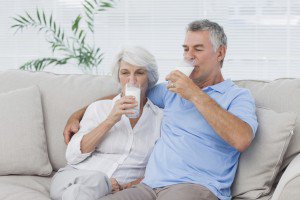 Men not receiving necessary #bone screening ow.ly/3fOl30cwmrr 
#BoneHealth #MensHealth #MensHealthWeek #MHW2017 #bonescreening