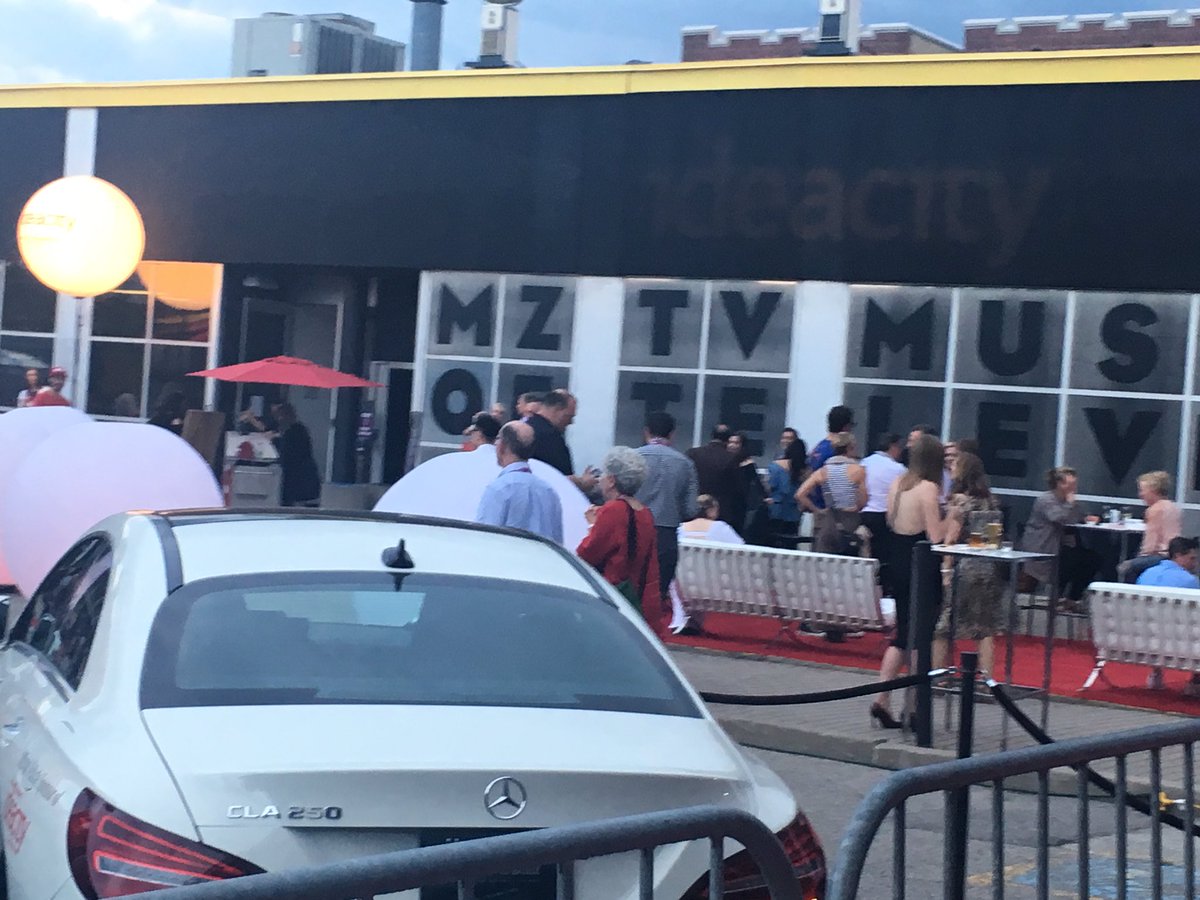 JonGauthier's tweet photo. After party Time @ideacity #ideacity #Chaideacity https://t.co/zjHPnEfhNs
