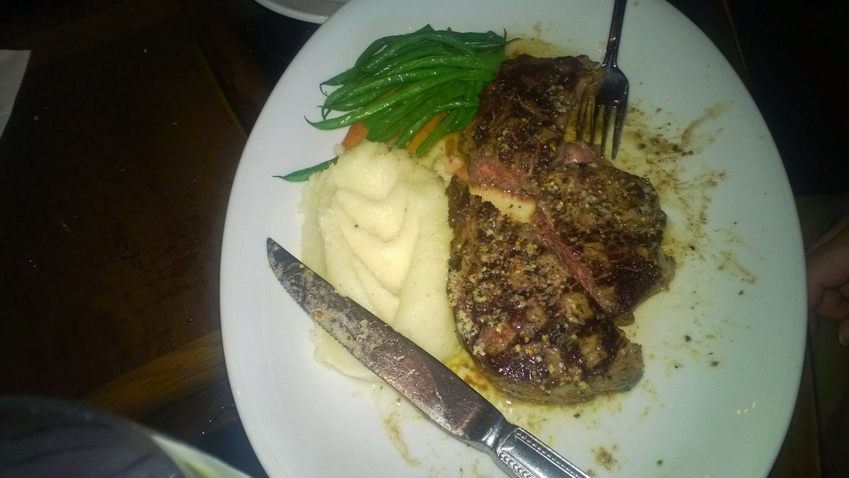 DaveMCT's tweet photo. Rack of lamb dinner with Ed @LinkedIn_Ed and my son Nate at @brothersresto Santa Ynez, California &amp; Nate's ribeye! https://t.co/Ry13FXMshv