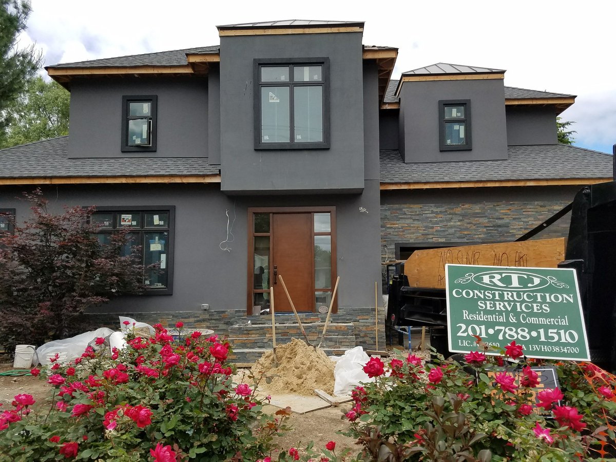 rtjconstruction's tweet image. New home construction by RTJ Construction Paramus New Jersey. We remodel, renovate and build custom homes. instagram.com/p/BVaghGZDwhd/