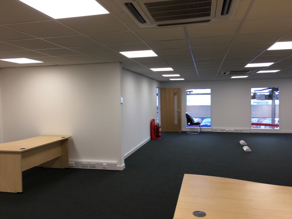 acertagroup1's tweet image. The #officefitout is now complete @lookers
