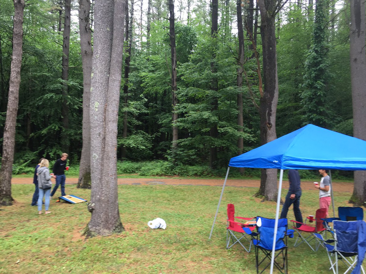 cunningham61's tweet photo. We're here Dave! #SPACWeekend #DaveandTim2017 https://t.co/VVjN2HEAiV
