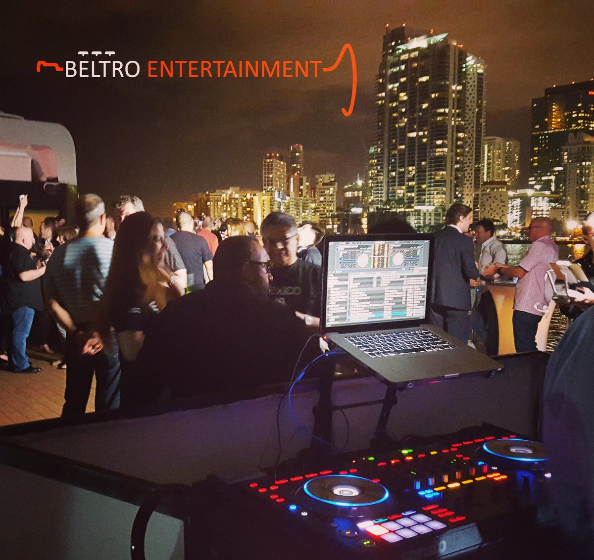 federicobeltran's tweet photo. #miamieventplanner #seafairyacht #djmiami #weddingplannermiami https://t.co/sR2xhZ31jY