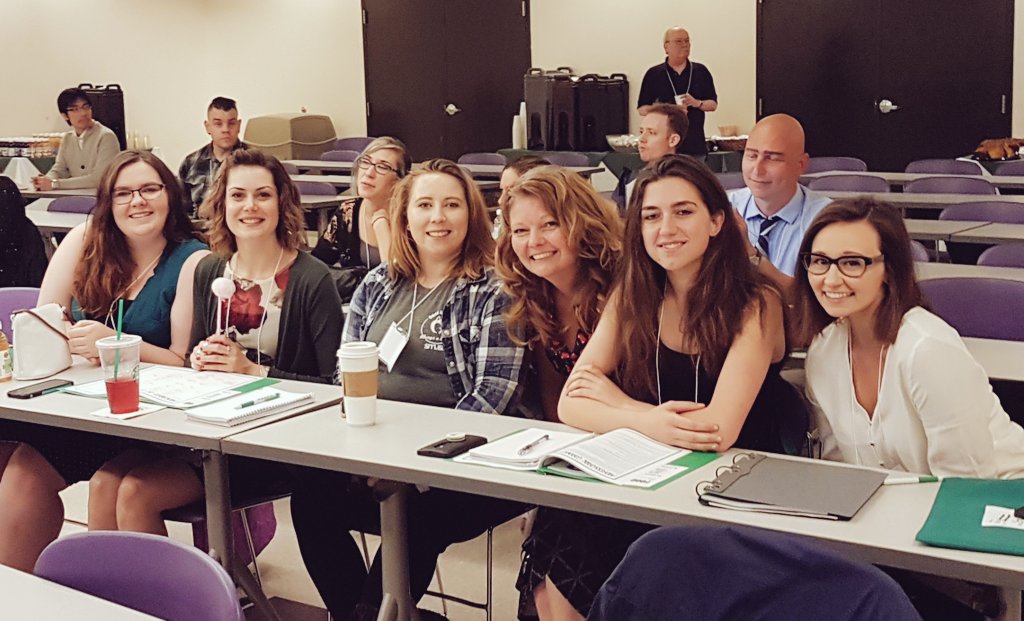 Maryanne L. Fisher (@ml_fisher) on Twitter photo My great GEL Lab at the conference. #NEEPS11 #GELLIFE My great GEL Lab at the conference. #NEEPS11 #GELLIFE