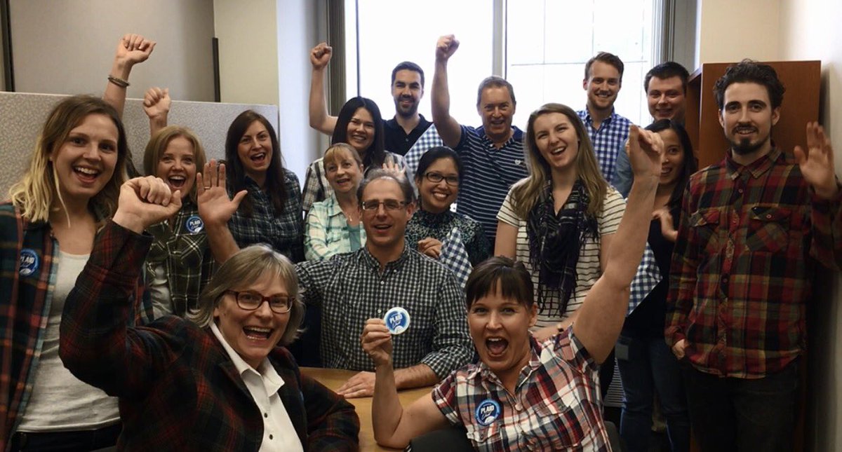 samaallen's tweet photo. Mercer Winnipeg dressed #PlaidforDad today for Prostate Cancer Canada https://t.co/bHrI5iGLUP
