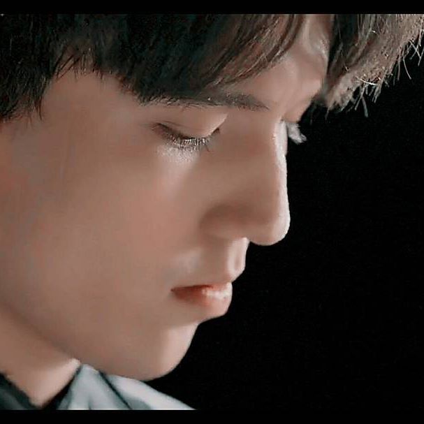 dimash_fr1's tweet photo. #TheSingerDimash #Dimash #dears #kudaibergenovdimash
 #dimash #dimashkudaibergenov #thesingerdimash #singer #DQ #sharimov #tencent #timesea https://t.co/j5fEAoo1H4