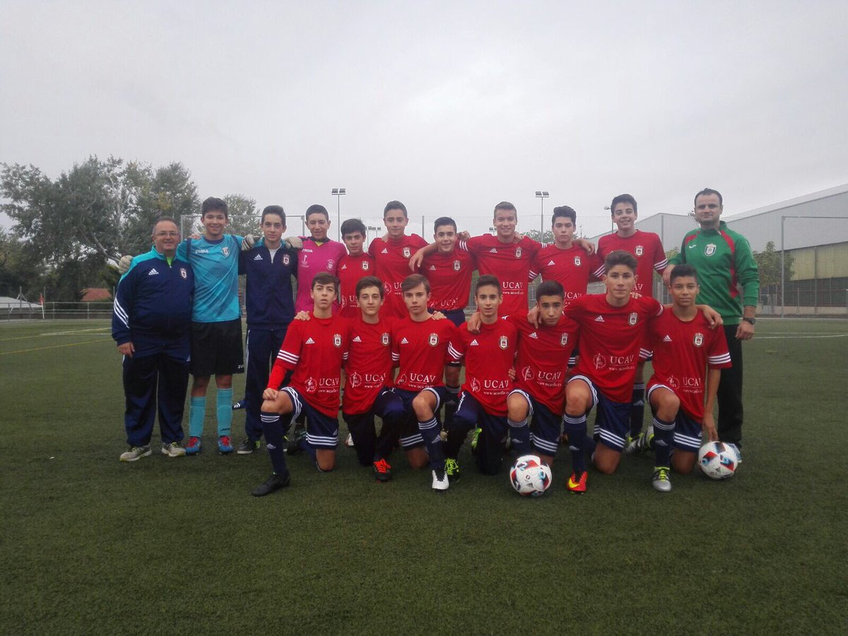 RealAvilaCF's tweet photo. Mañana sábado a las 18h, todos al Seminario a animar a nuestro cadete que se juega el ascenso a Regional! 
#VamosÁvila 
#SomosCantera
🔴🔵⚽️ https://t.co/c8rd2LiCtH