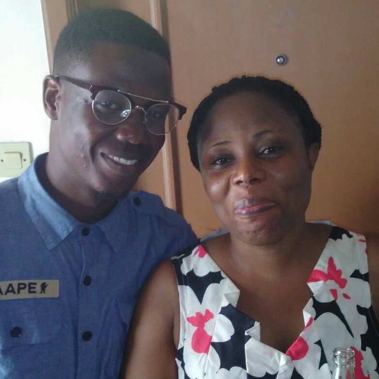Pusherprince's tweet photo. Just lik a mother to me , luv her soo much https://t.co/nouxeG0sWu