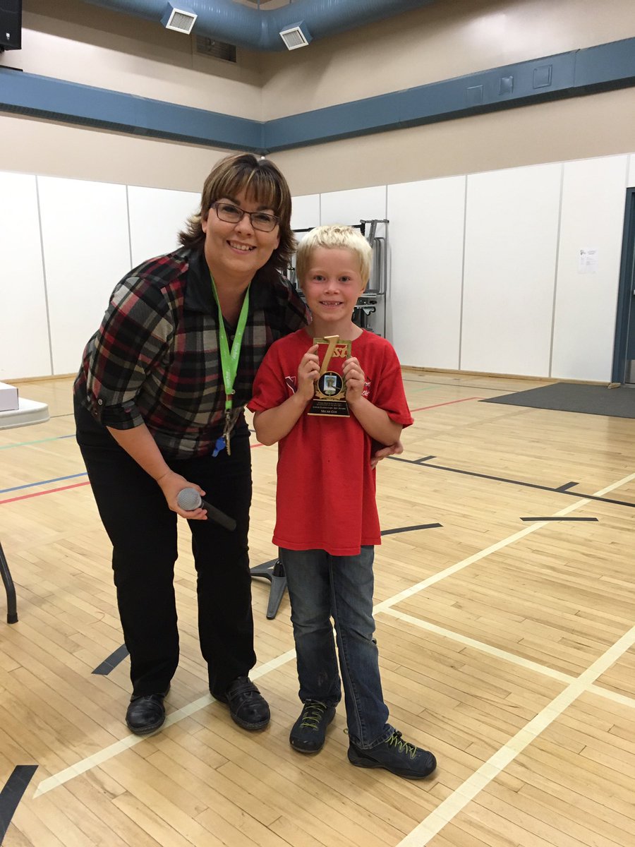 melissagogo's tweet photo. Congratulations Micah on winning the elementary art award at kaleidoscope https://t.co/fqesHq0iWN