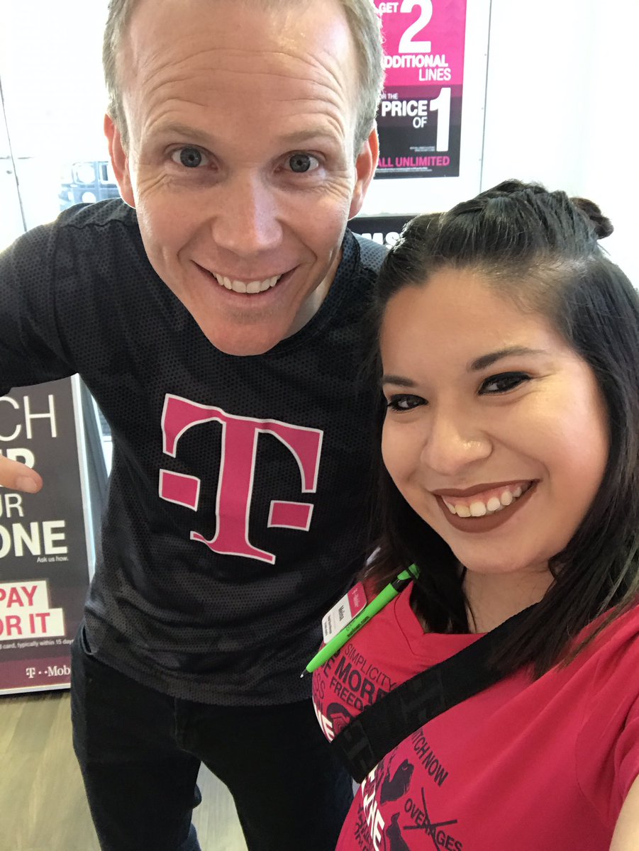 magentamelisa's tweet photo. Thanks for stopping by Wax Boss! We appreciate learning from the best. @jstn692 @clynnsouthdfw #howDFWOKdoesit #8878 https://t.co/hBHFSaoMJ5