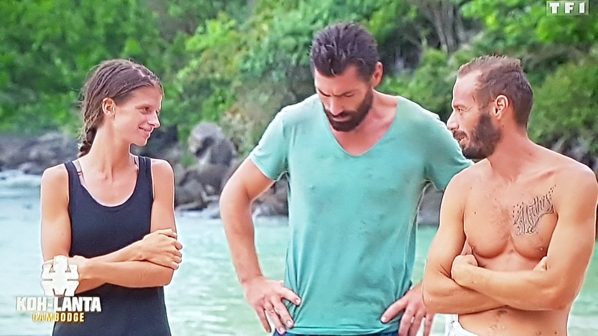 Dekrypt_Off's tweet photo. Frédéric a du lui faire un signe : "J'te sauve..." #KohLanta https://t.co/PzBmTa4A6V
