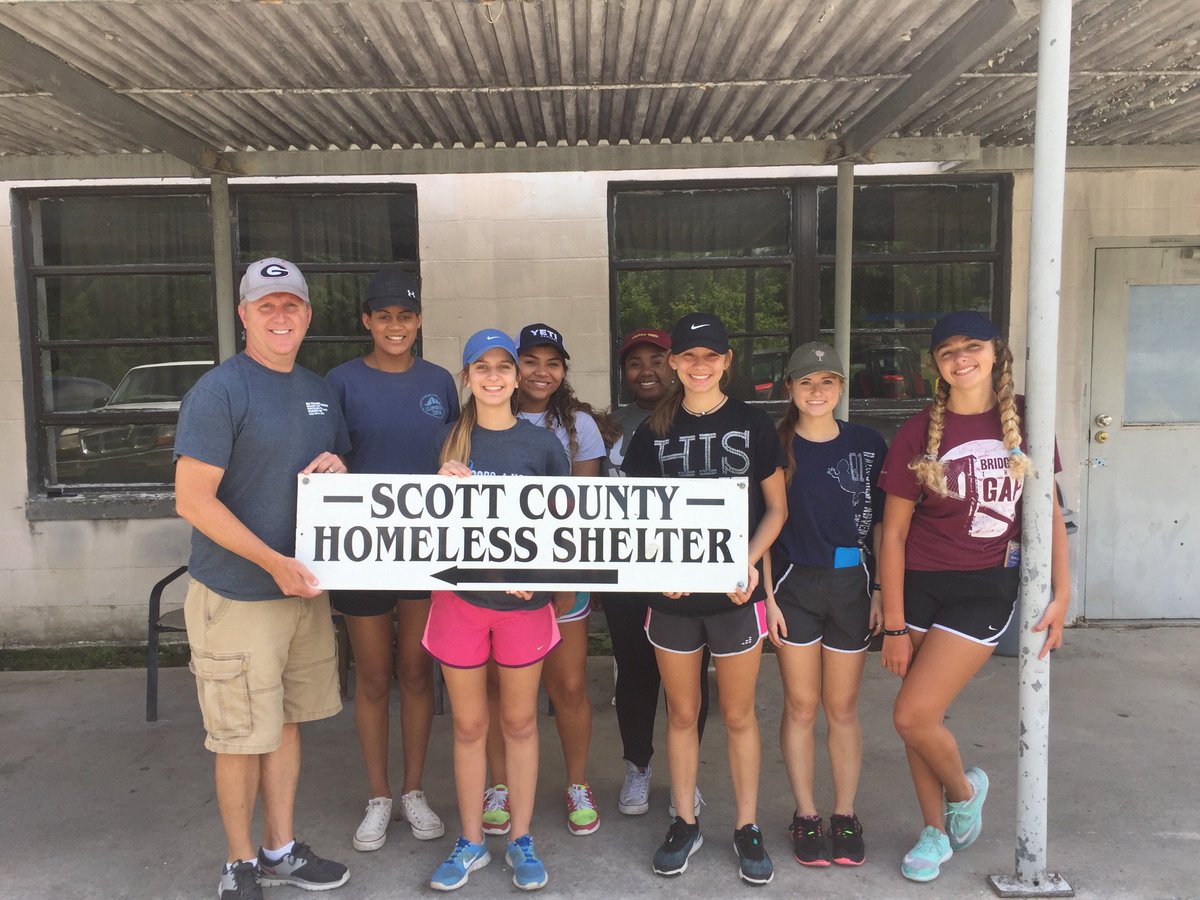 Russell_L_Hall's tweet photo. A full day of work for @lh2osm at the Scott County Homeless Shelter. How blessed we were to be able to serve. https://t.co/CbstkAi4gx