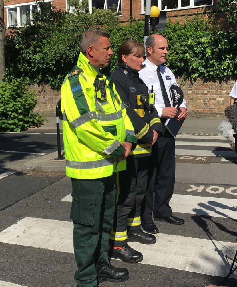 SadiqKhan's tweet photo. On behalf of Londoners - a huge thank you to our firefighters &amp; emergency services who continue to work bravely &amp; tirelessly #GrenfellTower https://t.co/5RTC9YcqNs