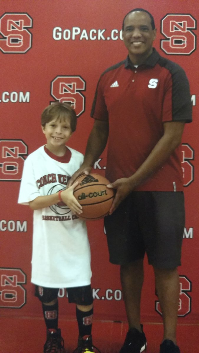Thanks for your time this week spent with the kids, dreams come true! Go Pack @CoachKeattsNCSU  @TorinDorn2  <a href="/NardFreeman_/">NARD FREEBANDZ</a>  <a href="/shaunkirk152/">Slimmdunkinn</a>