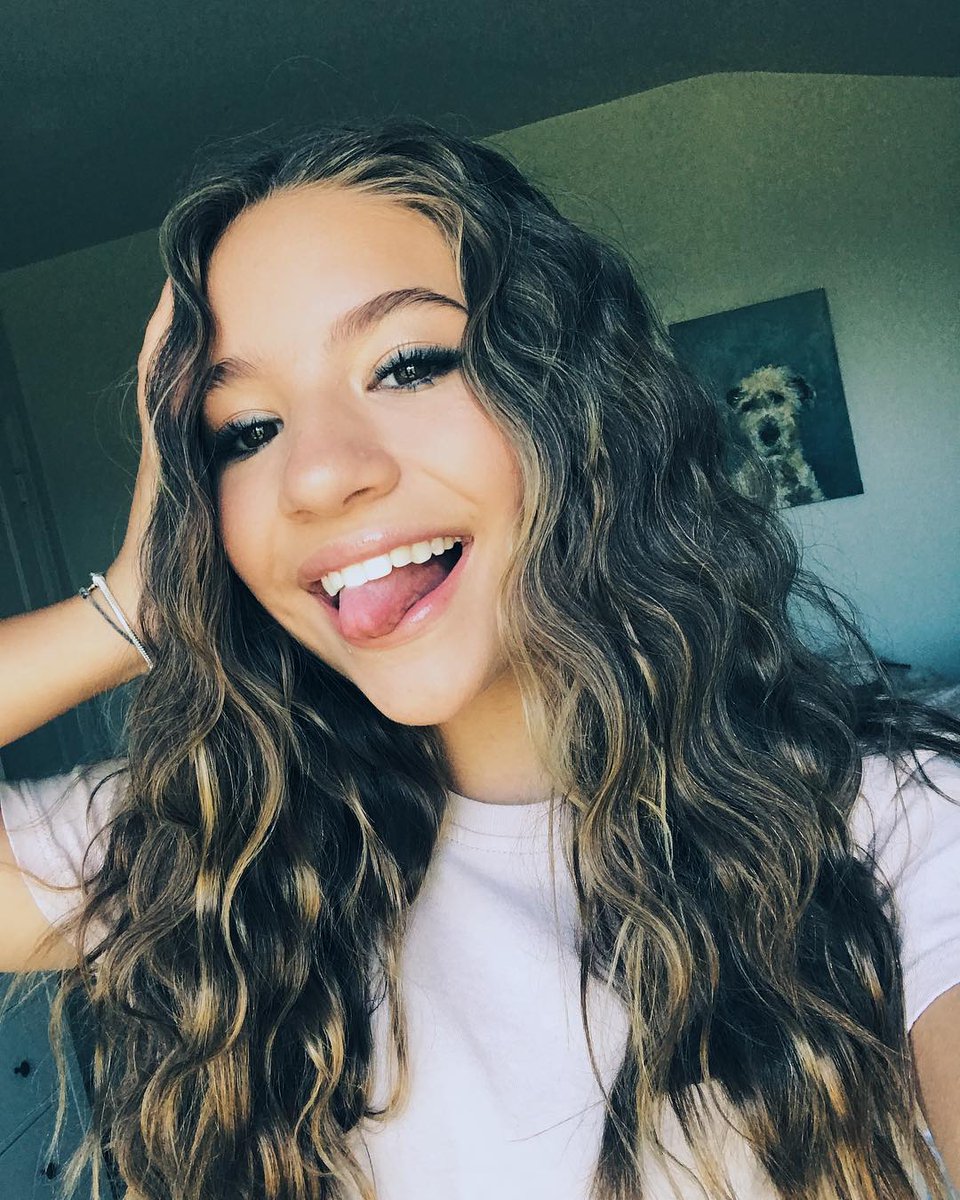 KenzieZiegler32's tweet photo. H😊PPY https://t.co/okHsOQENWx