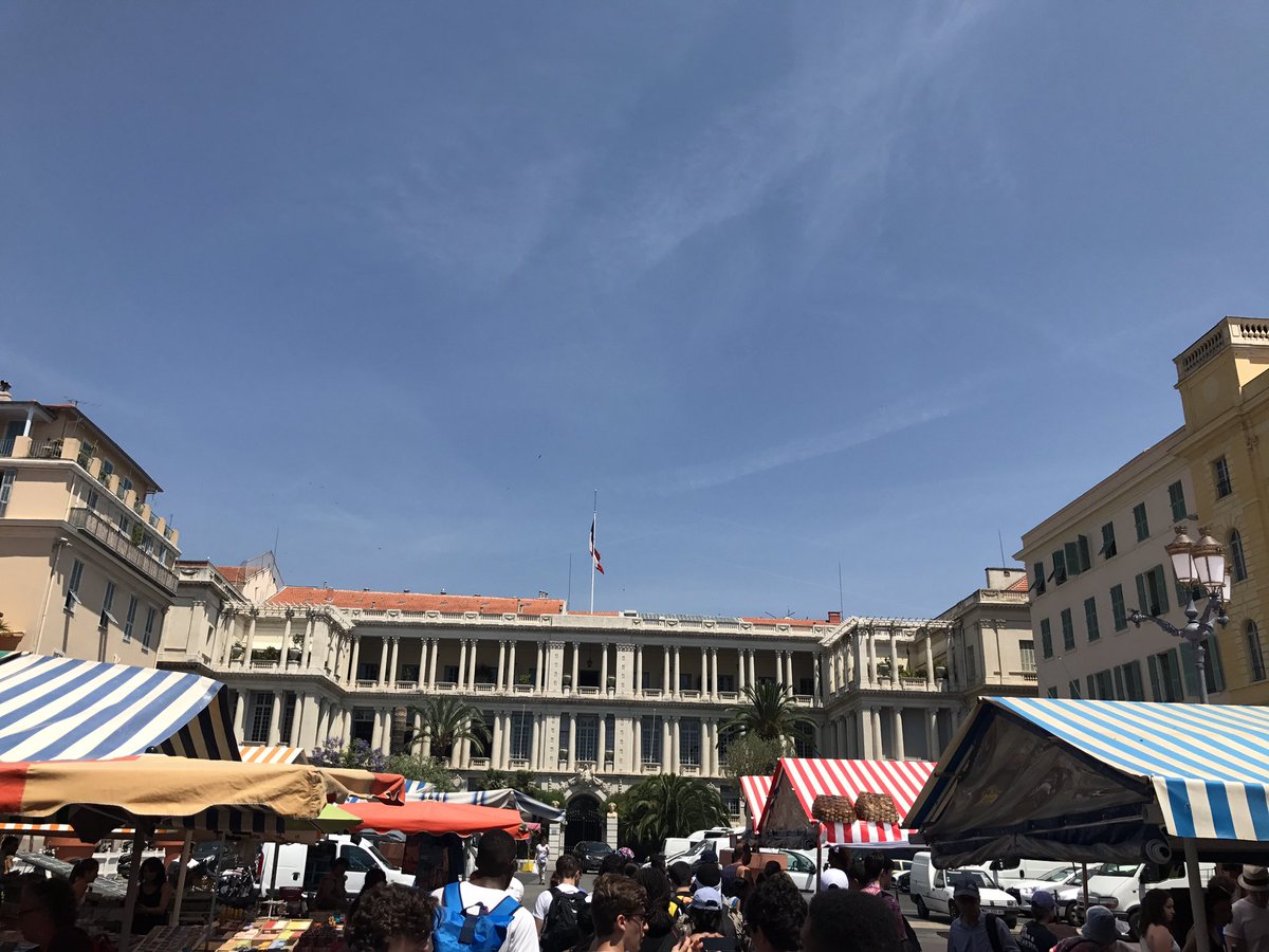 medcoast2017's tweet photo. Nice, France has some crystal blue water, exquisite architecture, &amp; phenomenal cafés!!! @FriscoHHSCoyote @IHSFrisco https://t.co/u2m3wSvBDZ