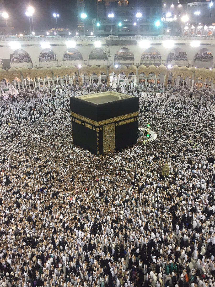 sialkotiview's tweet photo. #umerah #withoutselfie ya Allah qabool karna .@Ujala4u @shamsmemon123 https://t.co/ySmS7J3Exf