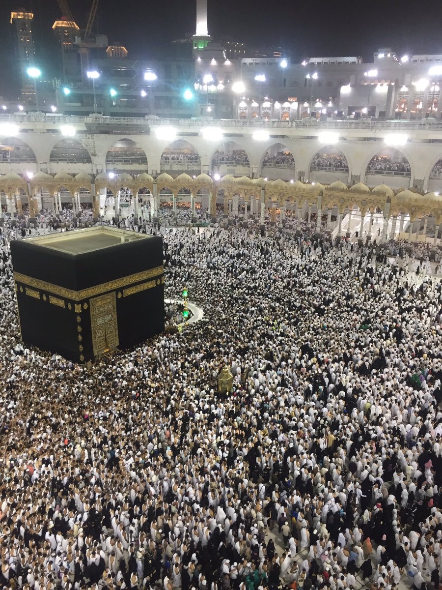 sialkotiview's tweet photo. #umerah #withoutselfie ya Allah qabool karna .@Ujala4u @shamsmemon123 https://t.co/ySmS7J3Exf