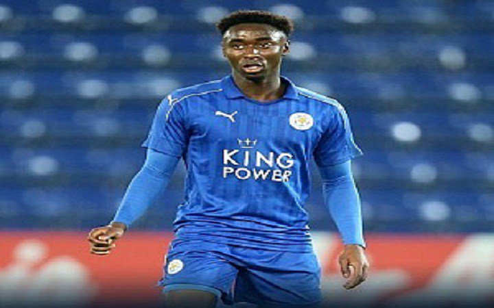 FOOT_224's tweet photo. Leicester : un jeune guinéen passe pro #FOOT224 #LEICESTER #Guinée https://t.co/IsbVT9FWd9 https://t.co/L1gRDBbqjO