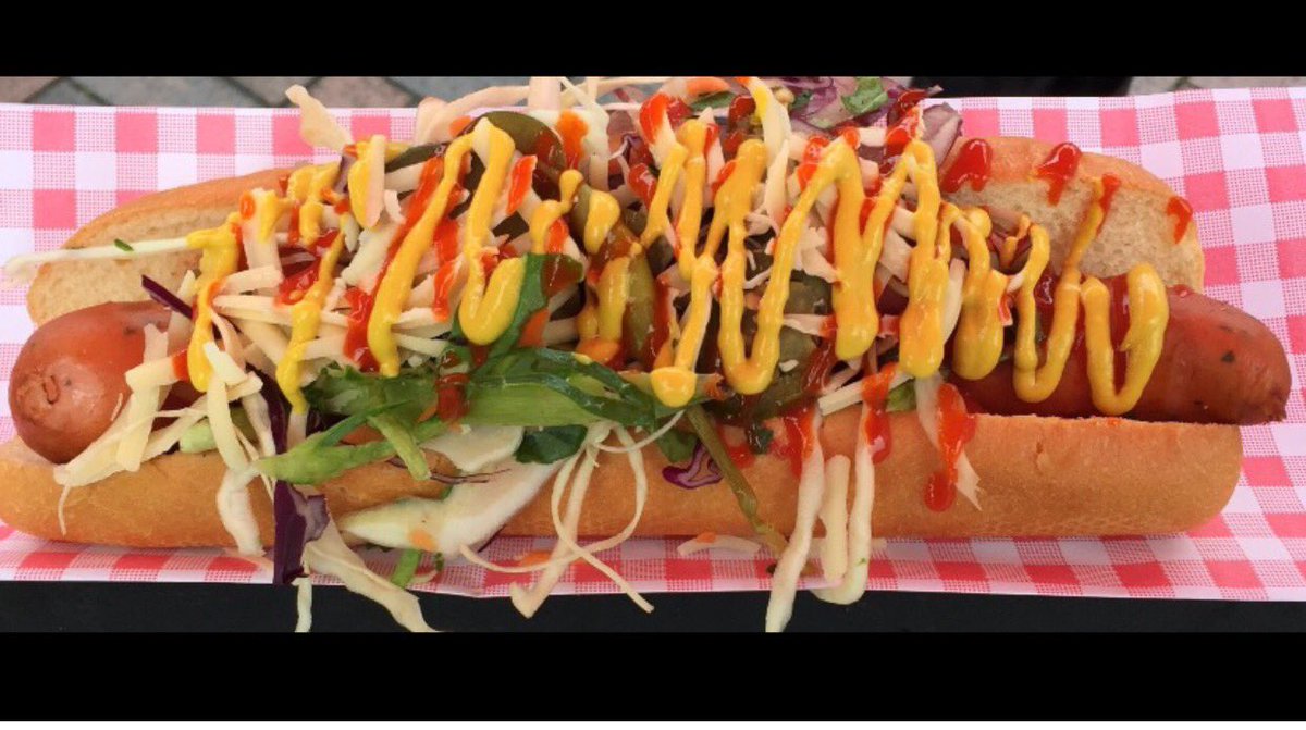 _inthedoghaus's tweet photo. @_TheMarketCo #wilmslow after our sellout last time we are bringing even more #phillycheesedogs together with the rest of our menu https://t.co/UUfzvij6yZ