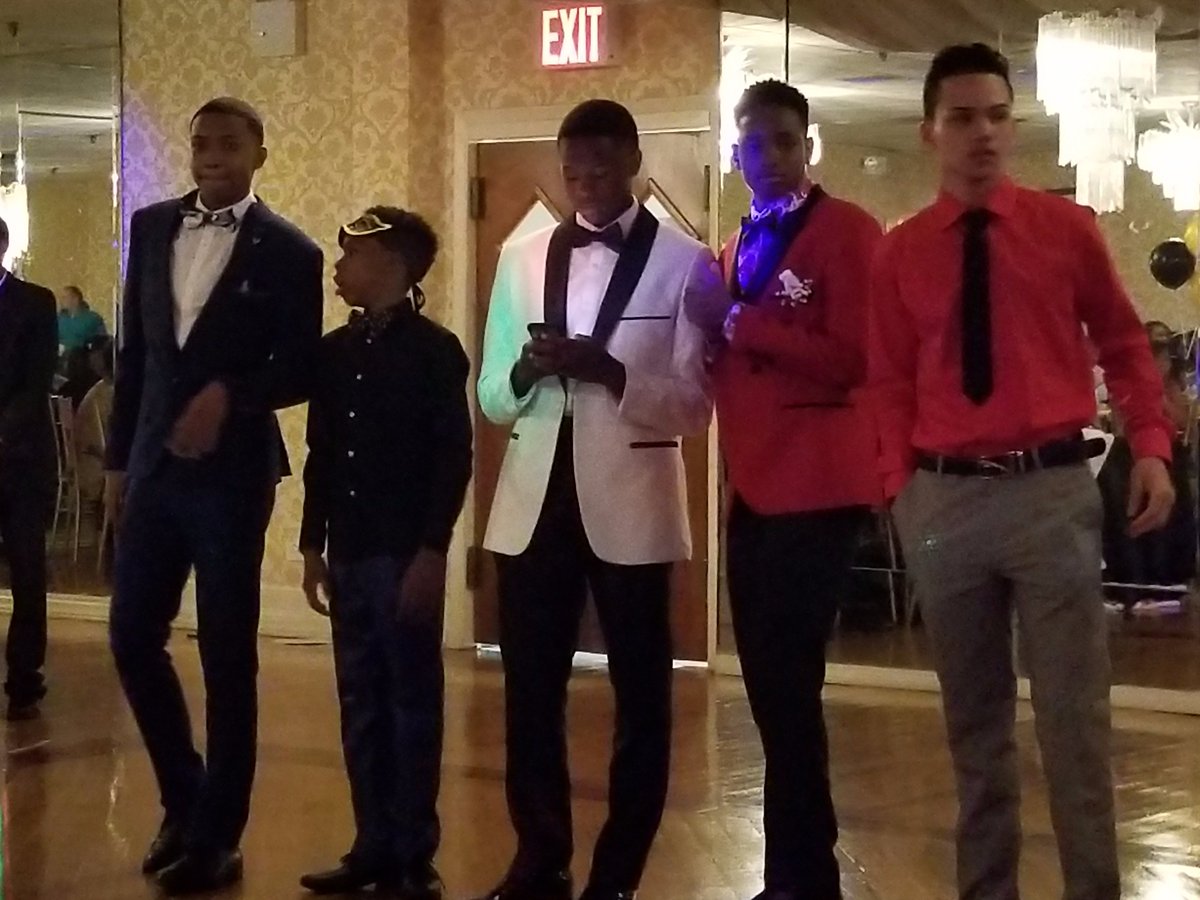 M. S. 129 Prom Night - King &amp; Queen of the night! We are so proud of our students. <a href="/D12PCs/">D12 PC's</a>  <a href="/CSD12Bronx/">Dr. Rafaela Espinal</a> <a href="/CarmenFarinaDOE/">Carmen Fariña</a>