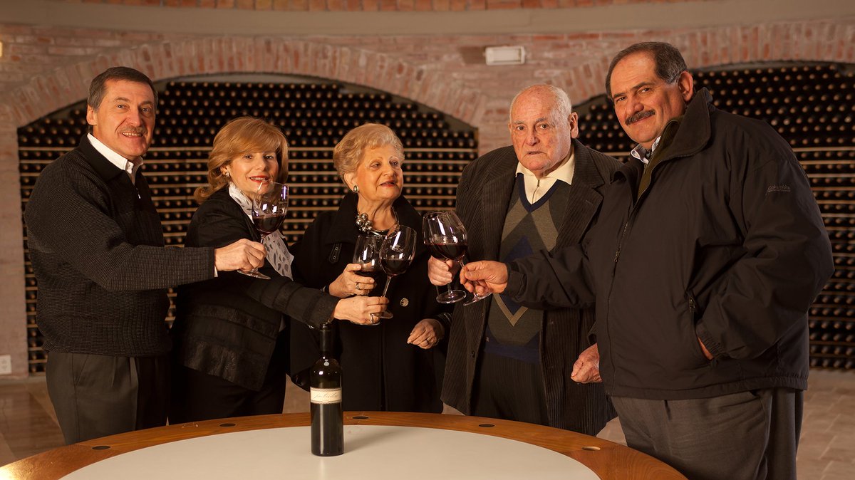 Quintessential Wines tweet media