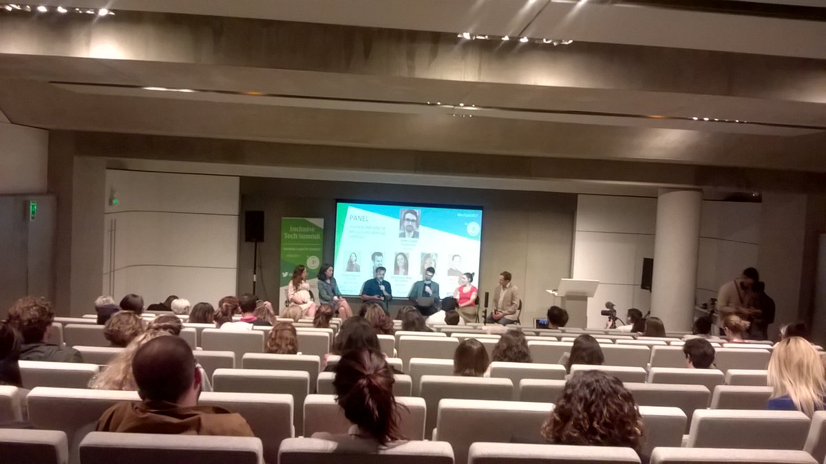 afrisia_info's tweet photo. #IncTech2017
Super rencontre et débat dont notamment @moussacama @EstchouEEG @josephinegoube @RaodathAminou !#IncTech2017 #diversité https://t.co/0PH9ohbCcW