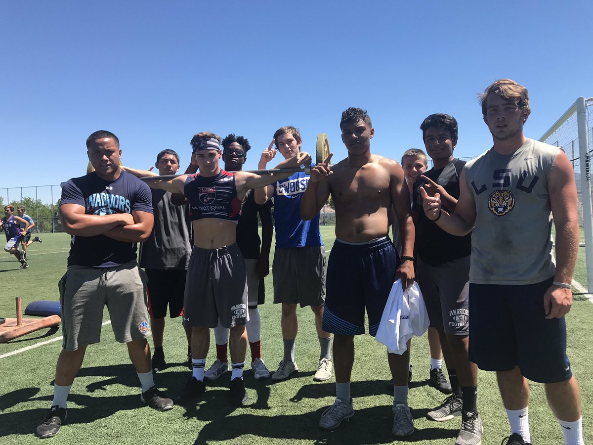 VCHS_FB's tweet image. Team 8 with the first #CompetitionFriday win of summer '17! #WePlayForChrist