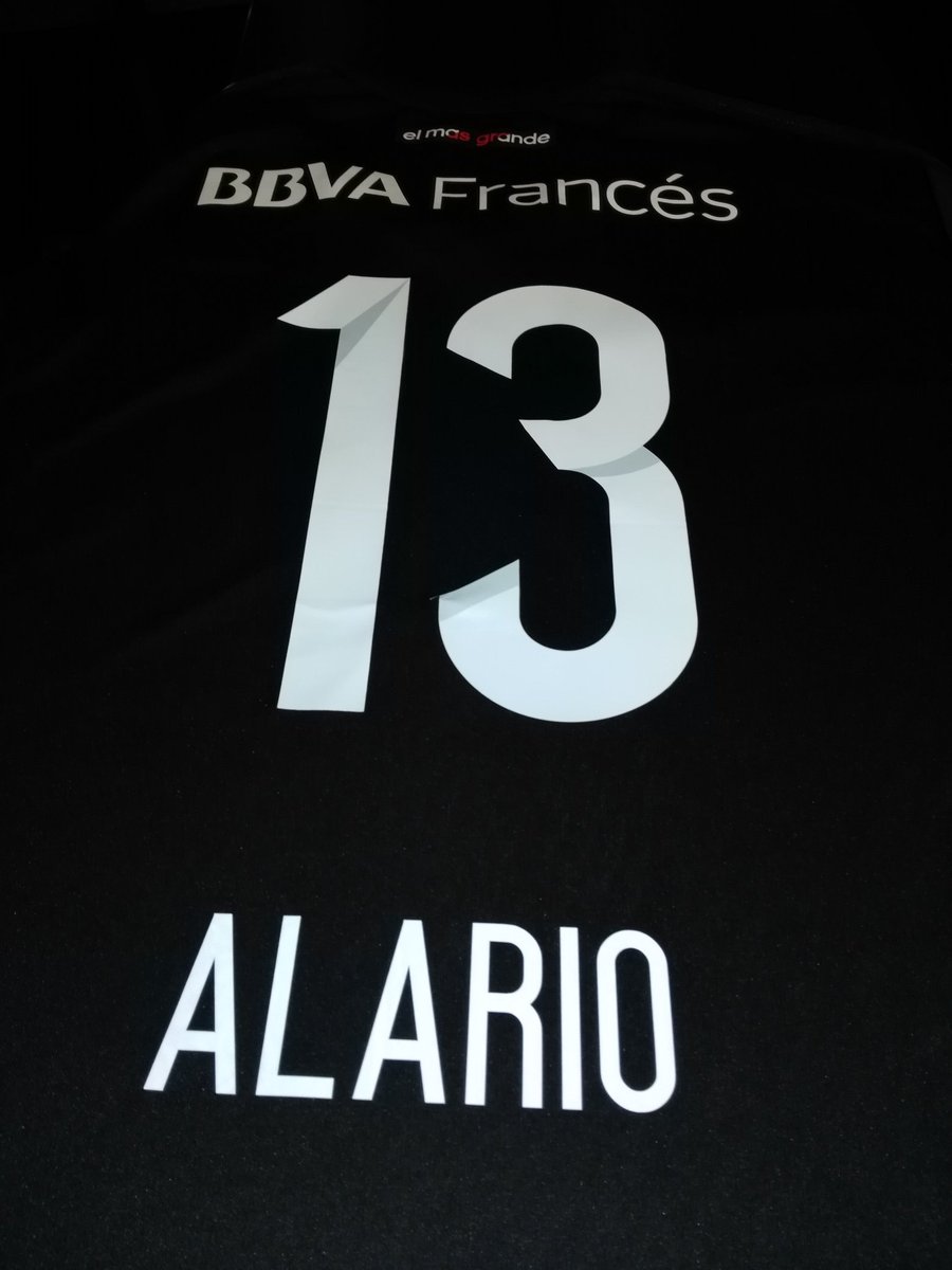 Sebasrur's tweet photo. Te gusta esta camiseta de #River? Puede ser tuya. RT y te anotas. El 30-6 sale el ganador. Vamosss!!! https://t.co/vUJNFz1rgE